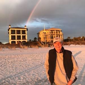 Meet your Posher, Dennis